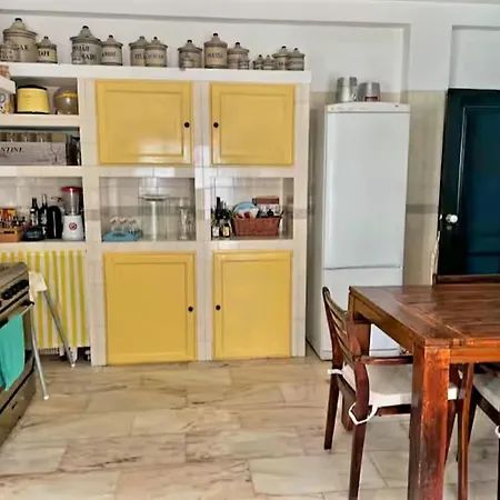 Nyaraló Island House