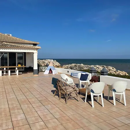 Island House *